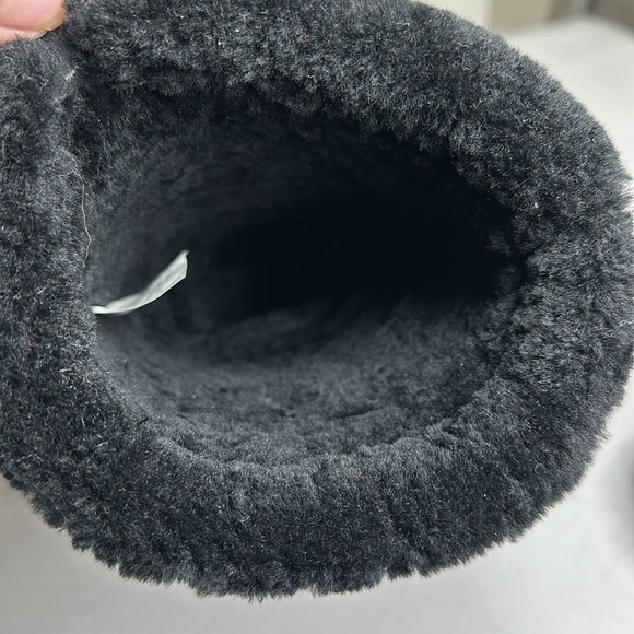 Michael Kors Black Suede and Fur Mid Calf Boot, 6M - Picture 7 of 7